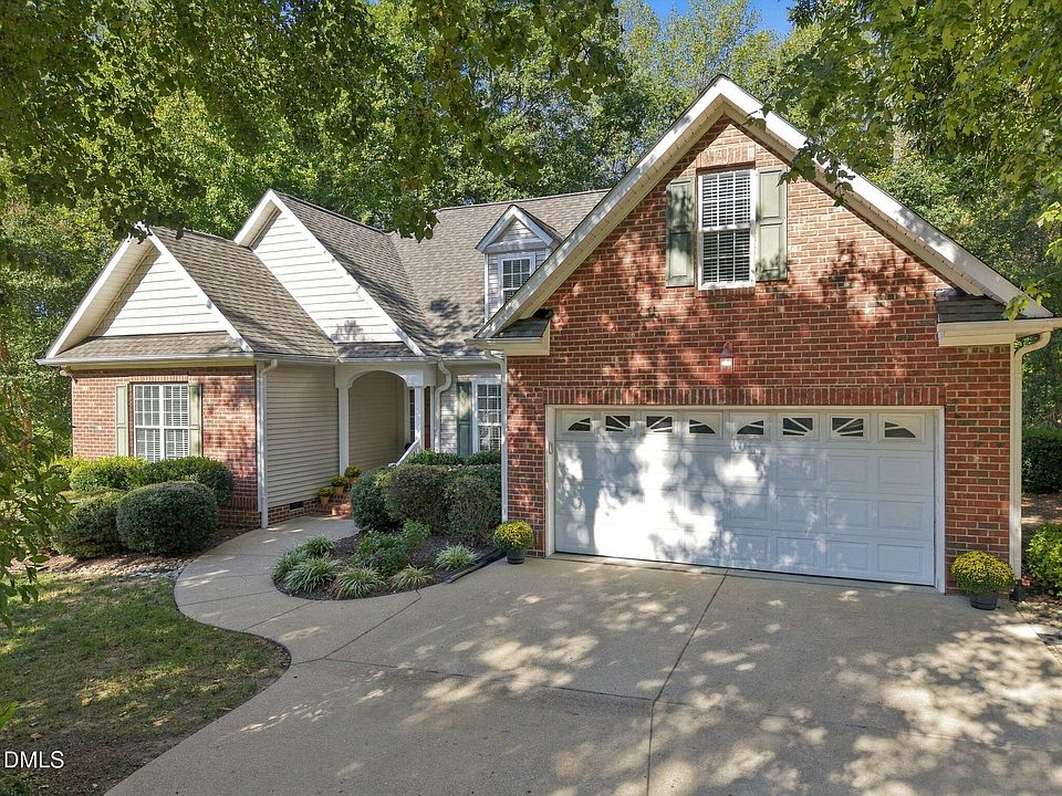 1st image of 416 Green Turret Dr