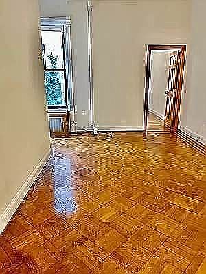 5th image of 31 W 85th St #3