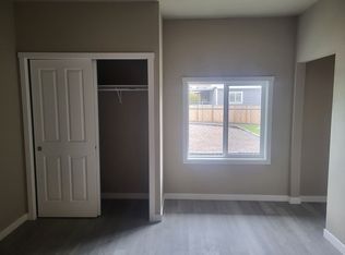 24500 Russell Rd S, Kent, WA 98032