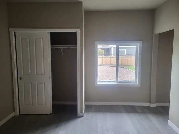 24500 Russell Rd S, Kent, WA 98032