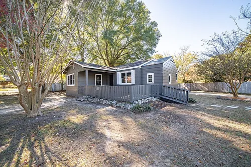 2333 Bruce Ave Photo 1