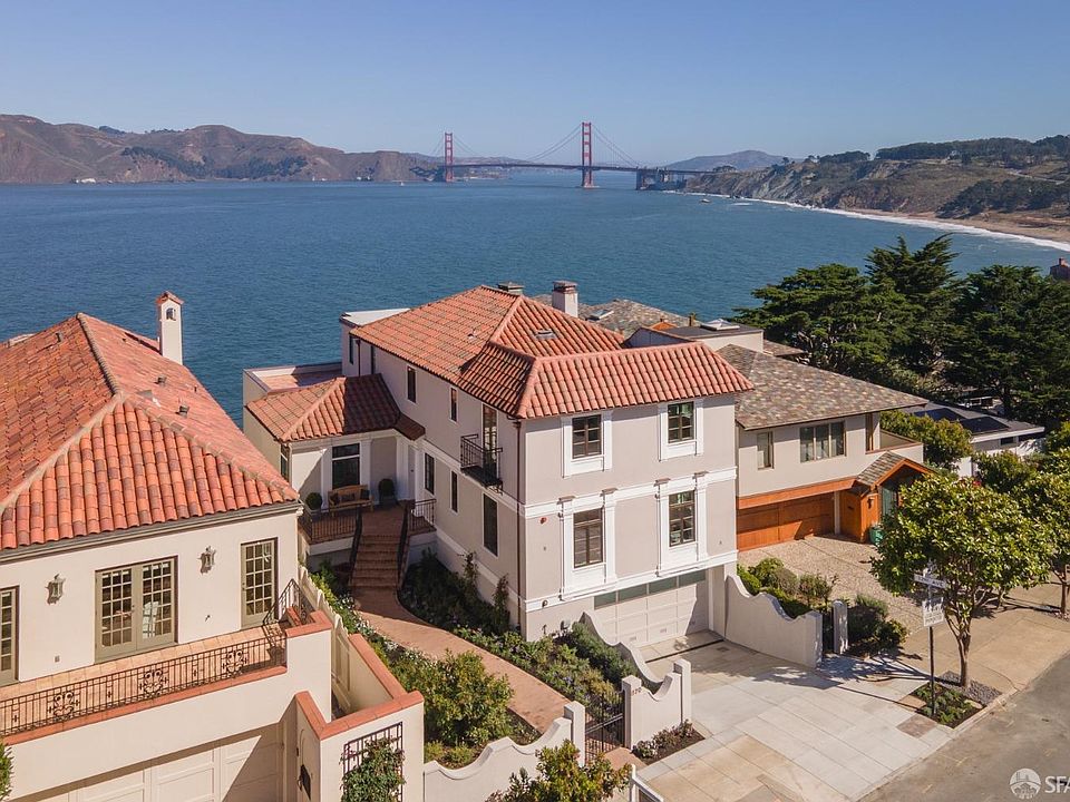2nd image of 870 El Camino Del Mar
