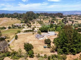 490 Carson Ln, Watsonville, CA 95076