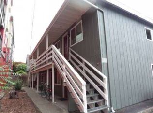 1871 Harris Aly APT 11, Eugene, OR 97403