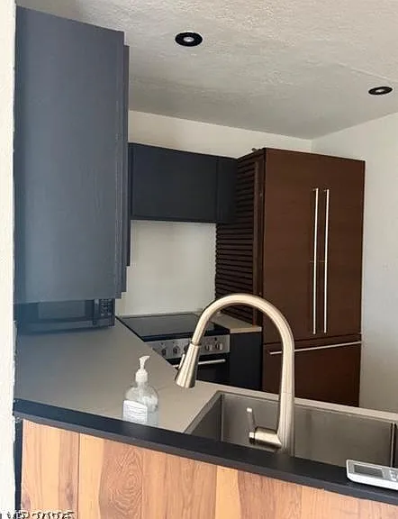 540 Elm Dr #104 — Photo 18