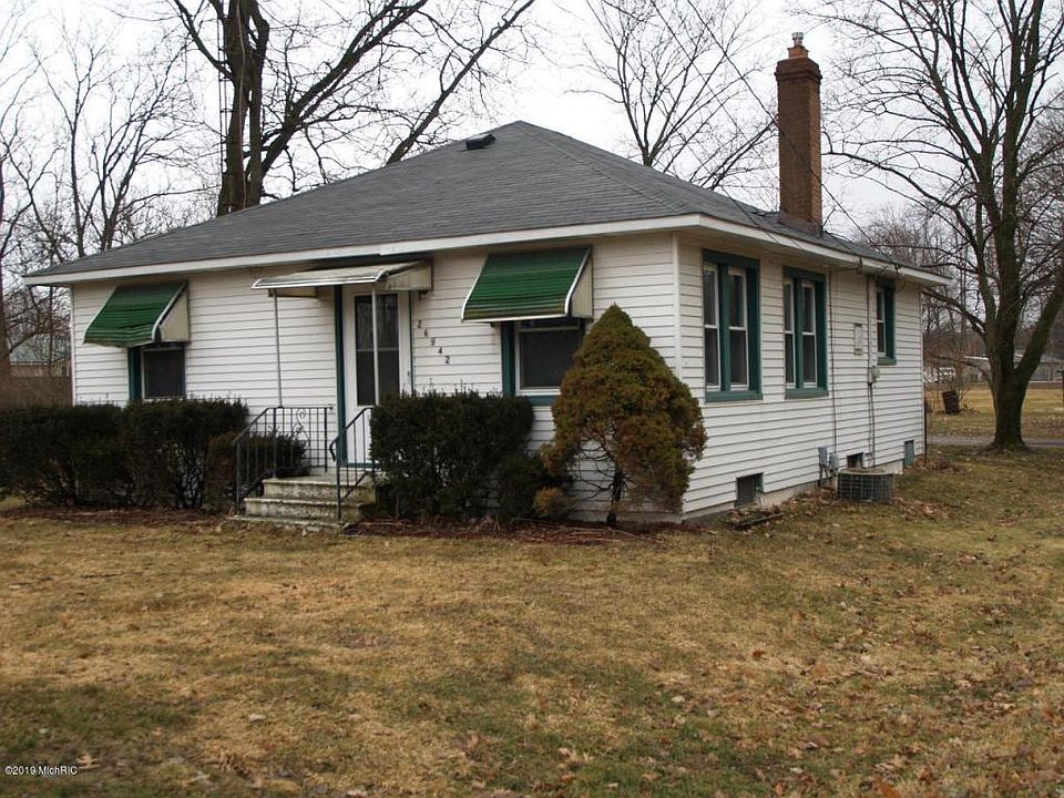 1st image of 26942 Barber St