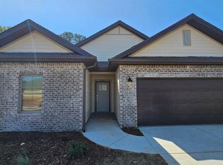 6007 Margie Collins Dr, Owens X Rds, AL 35763