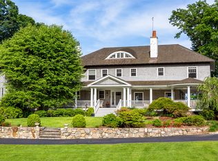 15 Shagbark Rd, Norwalk, CT 06854