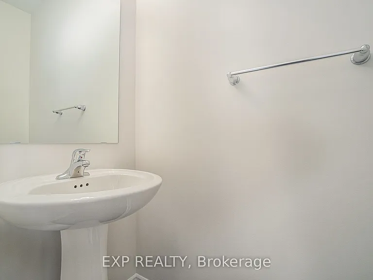 74 Richelieu St — Photo 14