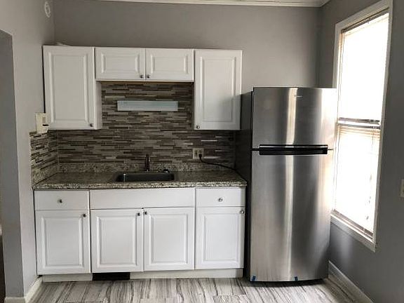 3rd image of 90 Cottage St #22