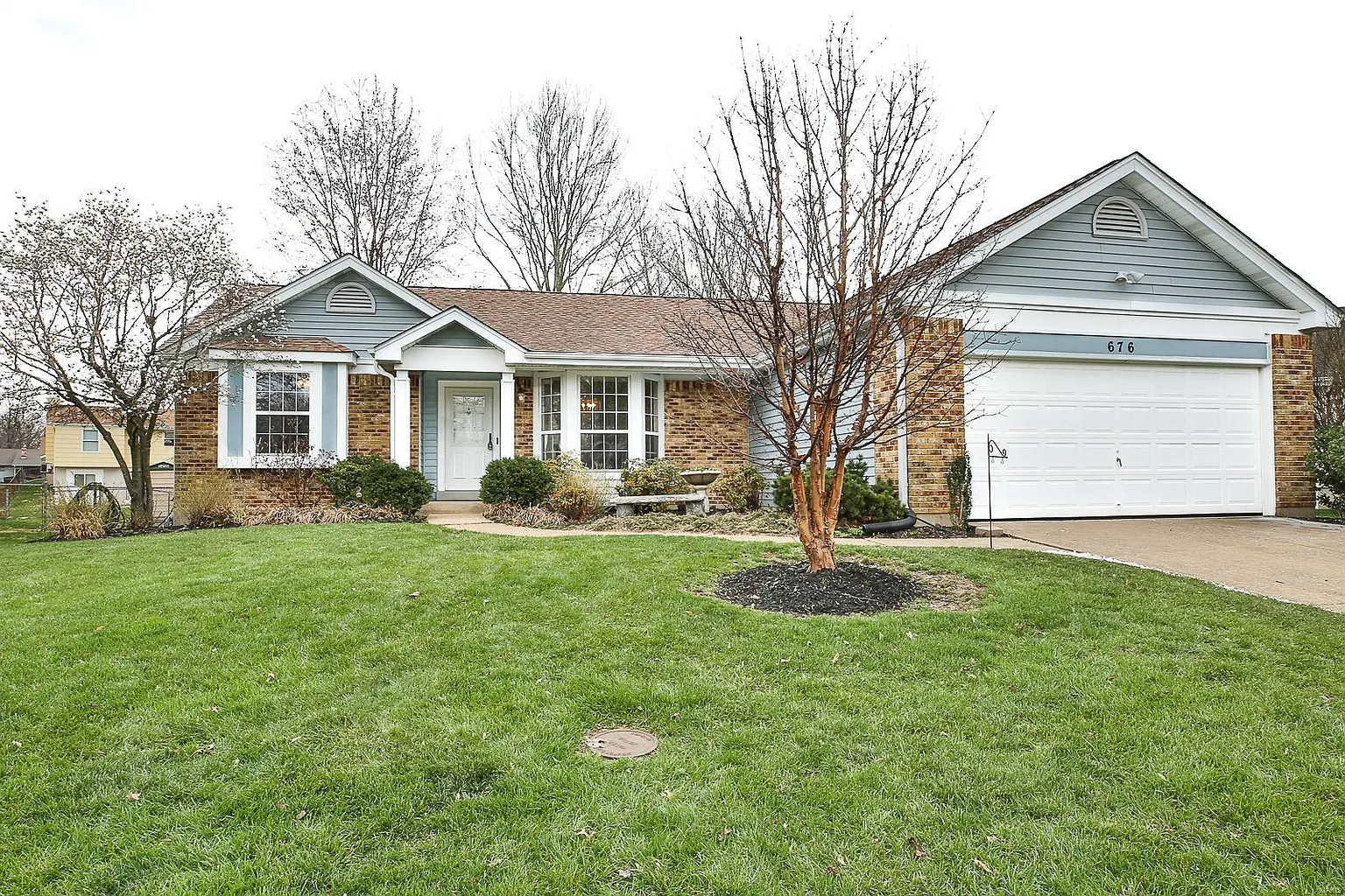 676 Foxtail Dr photo 1