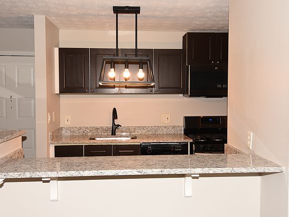 5th image of 1314 Summit North Dr NE