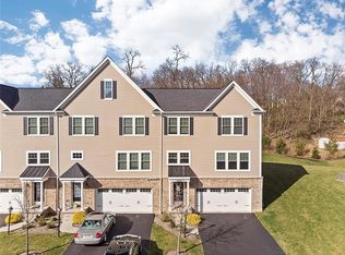 3109 Raintree Dr, Gibsonia, PA 15044