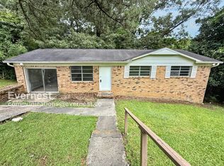 900 Von Dale Cir, Birmingham, AL 35215