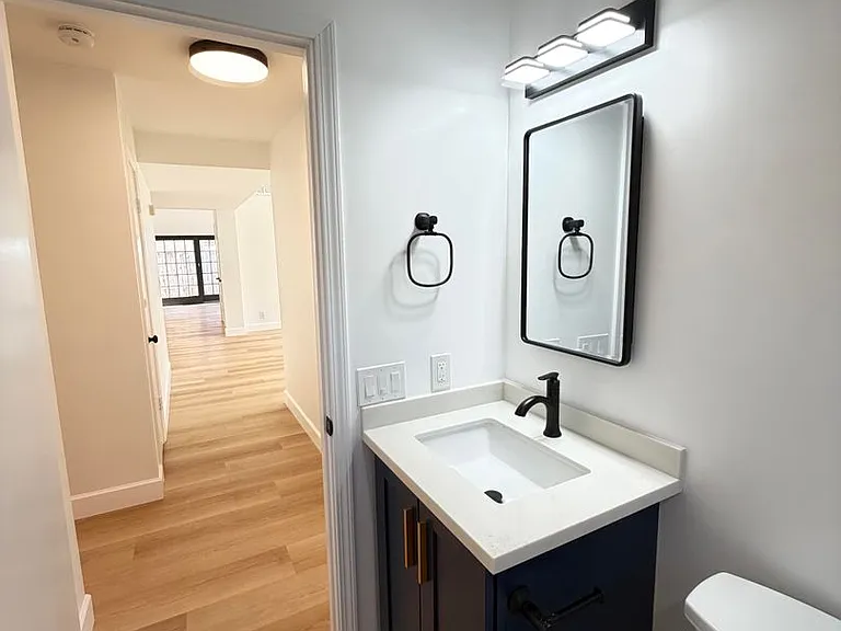 9887 Broadmoor Dr — Photo 25
