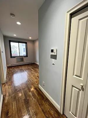 Rented by Hagstrom Management Inc | media 3