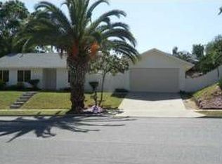 547 Collyn St, Vista, CA 92083