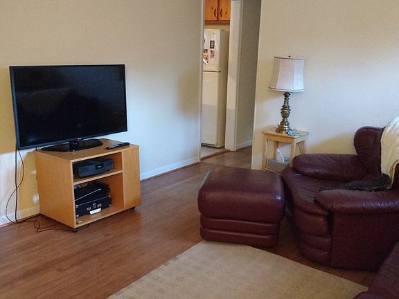 2nd image of 4150 McKinley St