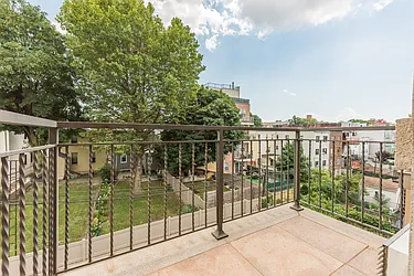 Rented by Modern Spaces