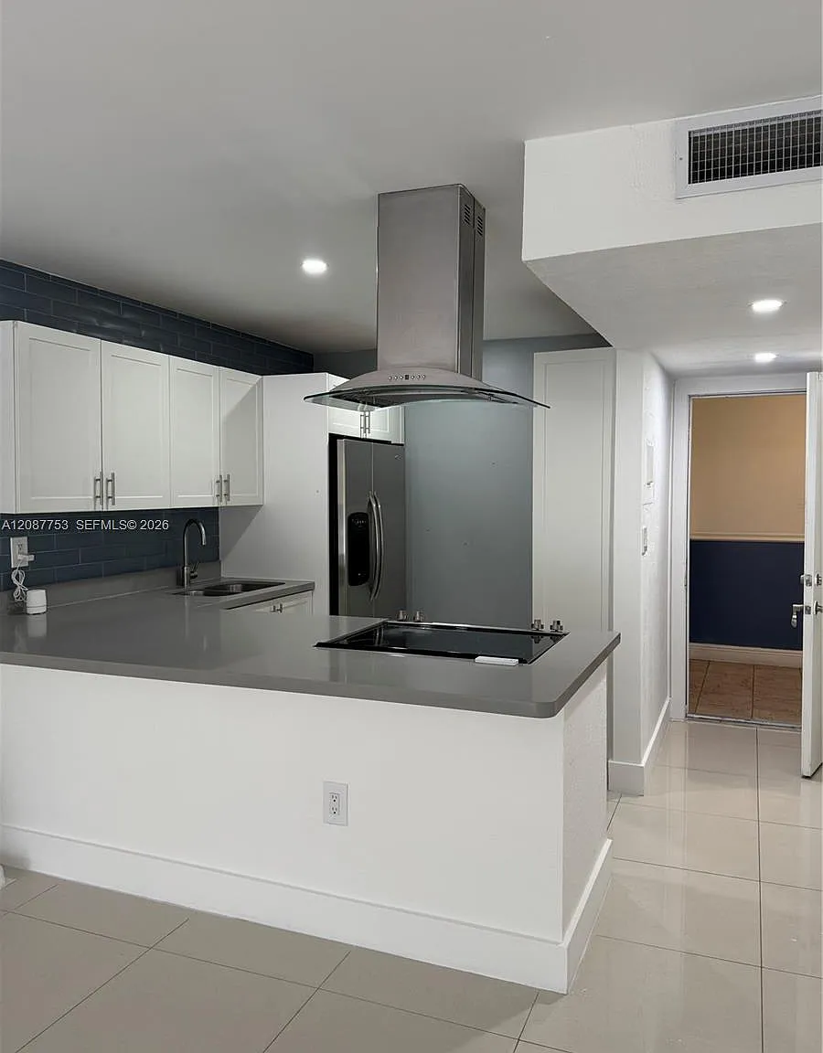 12290 NE 11th Ct — Photo 3