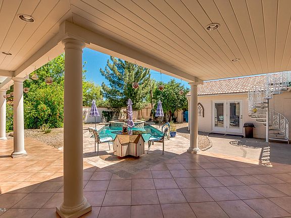 4 Private Covered Patios