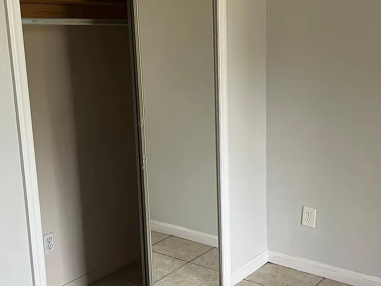 3973 Chestwood Ave — Photo 15