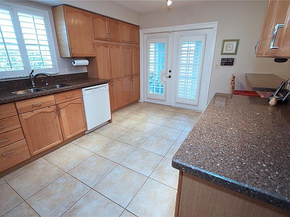5th image of 2552 Pine Cove Ln