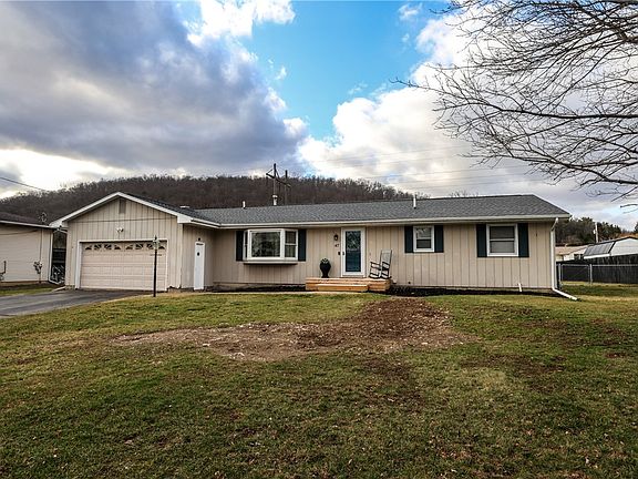 2nd image of 47 Groff Rd