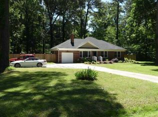1132 Homestead Dr, Virginia Beach, VA 23464