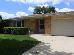 6863 N 85th St, Milwaukee, WI 53224