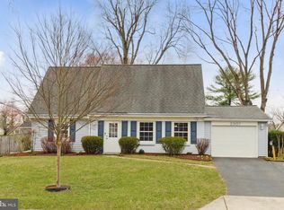 2907 Blueberry Ln, Bowie, MD 20715