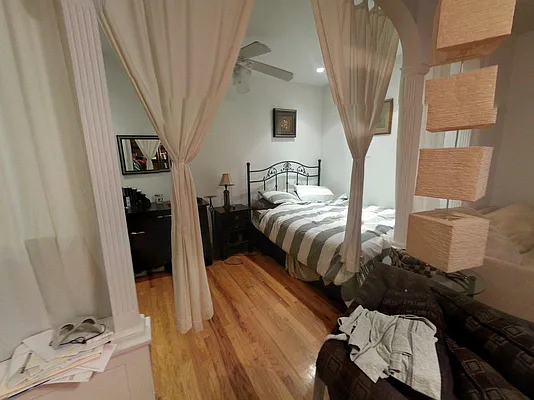 Rented by America Mecca Realty LLC | media 11