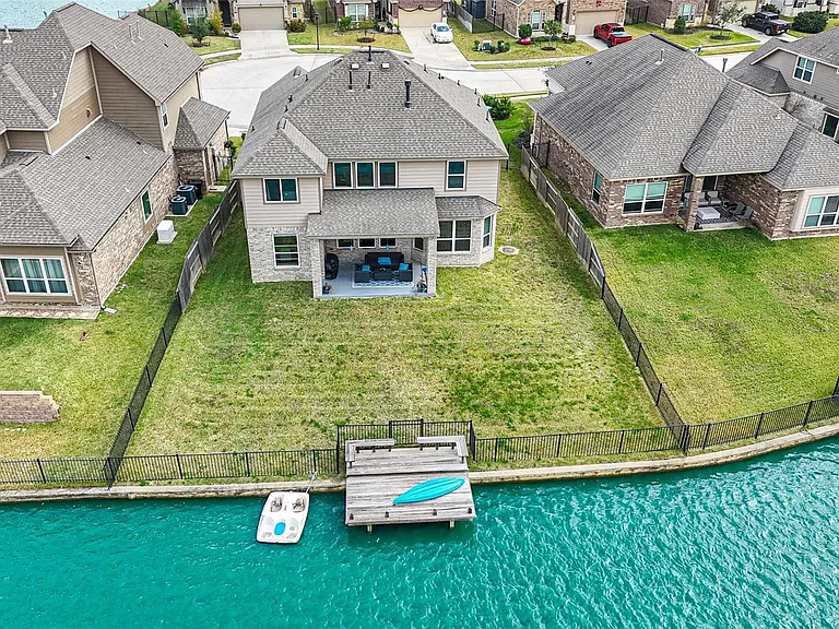 3723 Lake Varano Cir — Photo 43