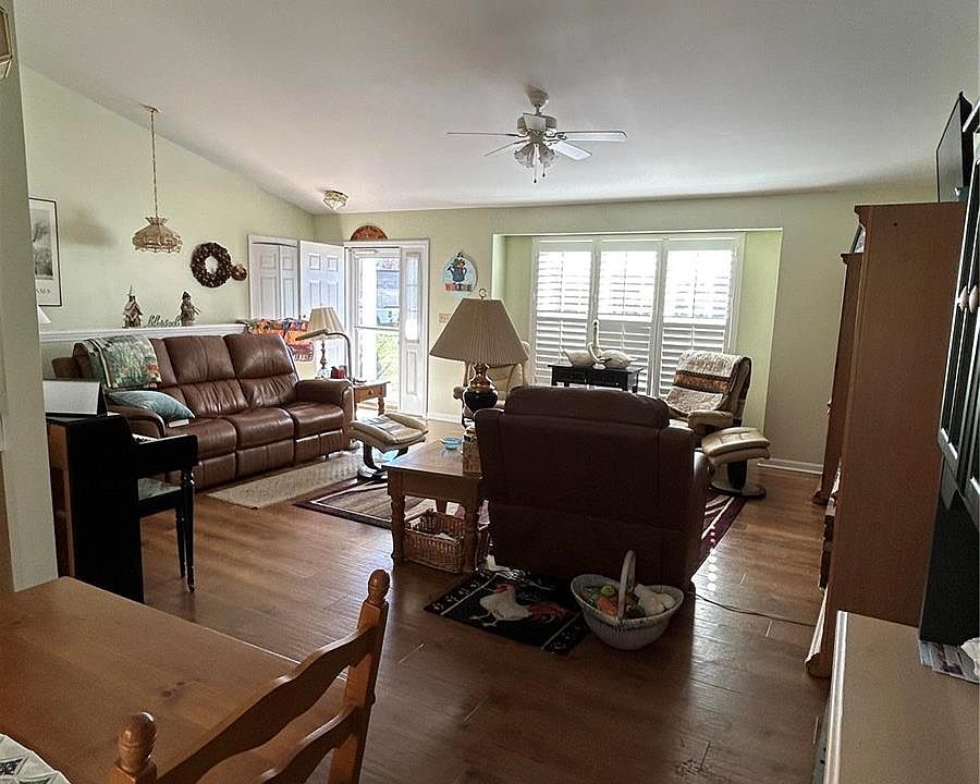 1st image of 108 S Fork Dr
