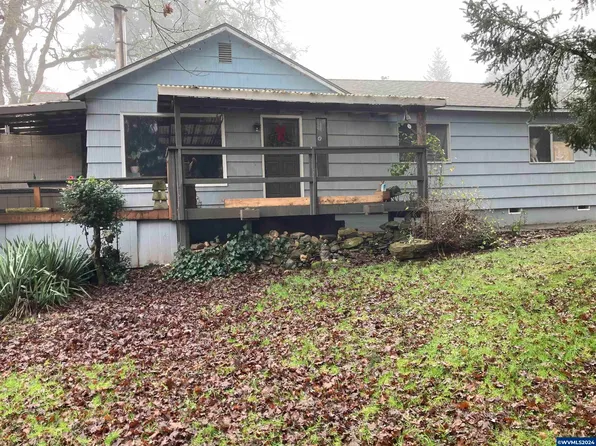 37548 Sodaville Cutoff Dr, Lebanon, OR 97355