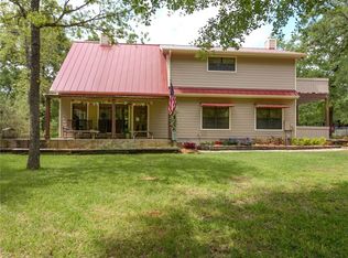 153 McBride Ln, Paige, TX 78659