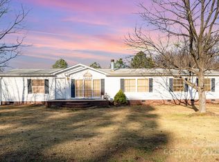 10092 State Highway 210, Four Oaks, NC 27524