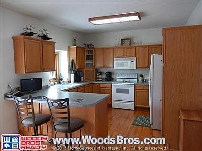 2nd image of 5830 Cuthills Ct