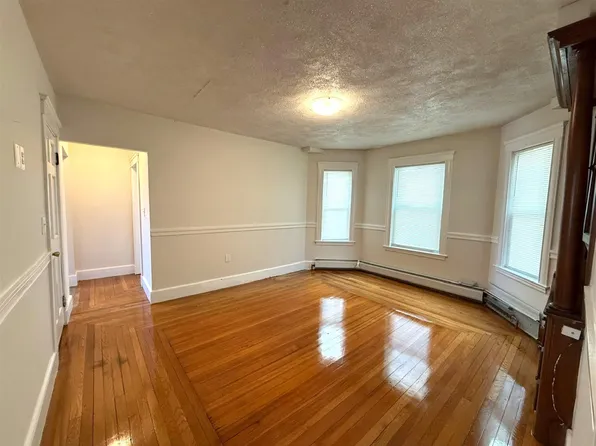 443 Broadway #1, Somerville, MA 02145