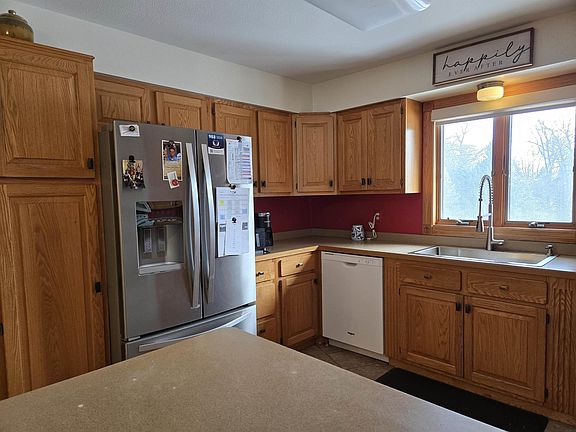 4th image of 14777 Mill Rd