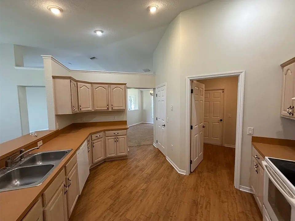 8531 SW 133rd Lane Rd
