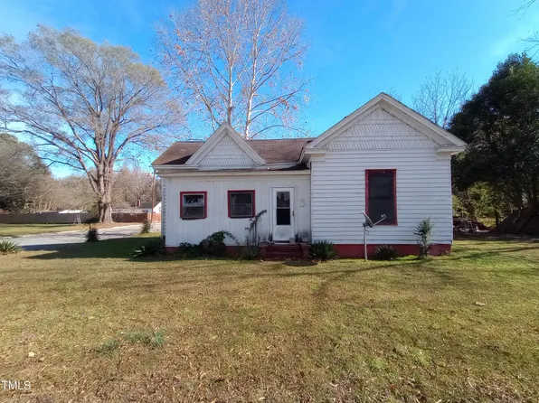 615 Greenwood St, Scotland Neck, NC 27874
