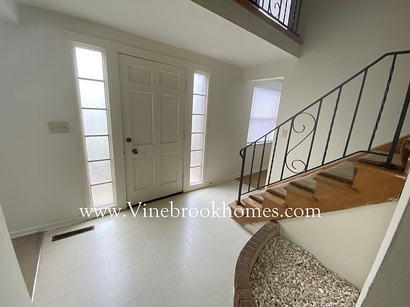 3rd image of 4437 Procuniar Dr