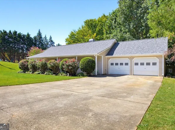 63 Fairview Gln, Dallas, GA 30157