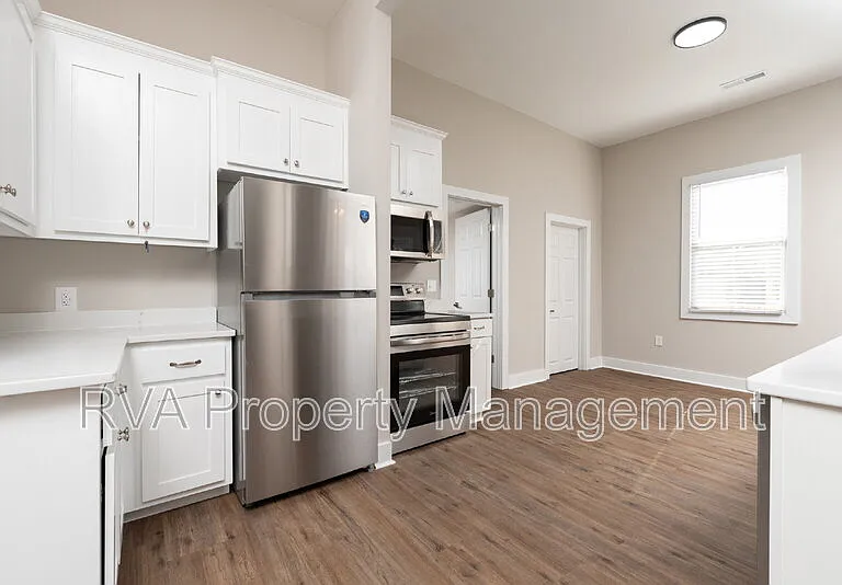 9800 Golf Course Dr — Photo 3