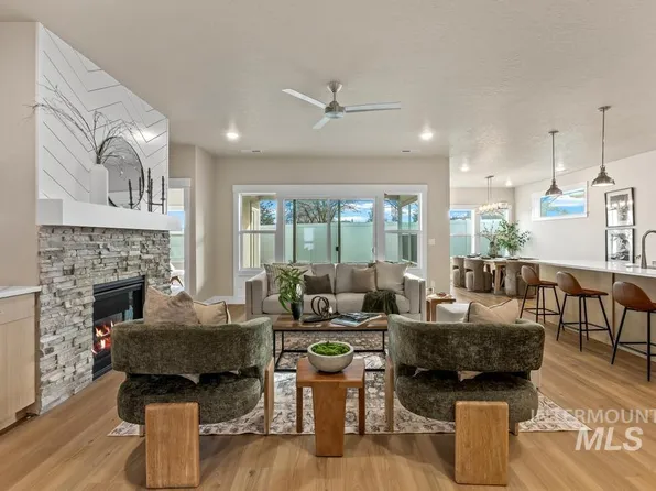 1807 E Grayson St, Meridian, ID 83642