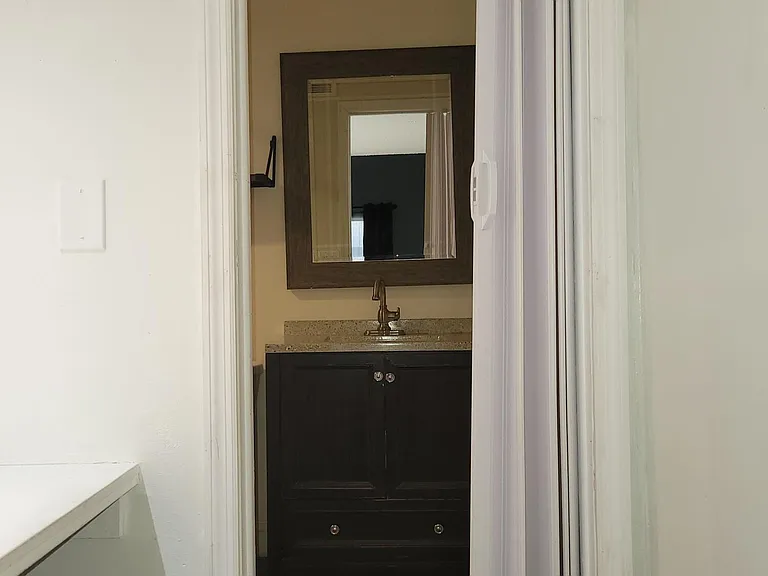 3605 NW 21st Ct — Photo 22