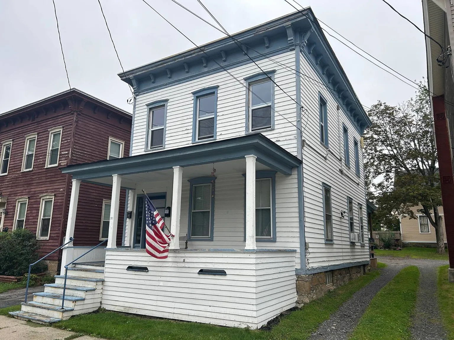 1 bed, 1.0 bath, 800 sqft, $900 — Photo 2