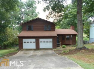 1903 Oxford Dr, Morrow, GA 30260