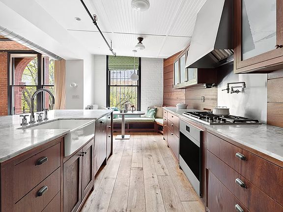 5th image of 262 Mott St APT 410